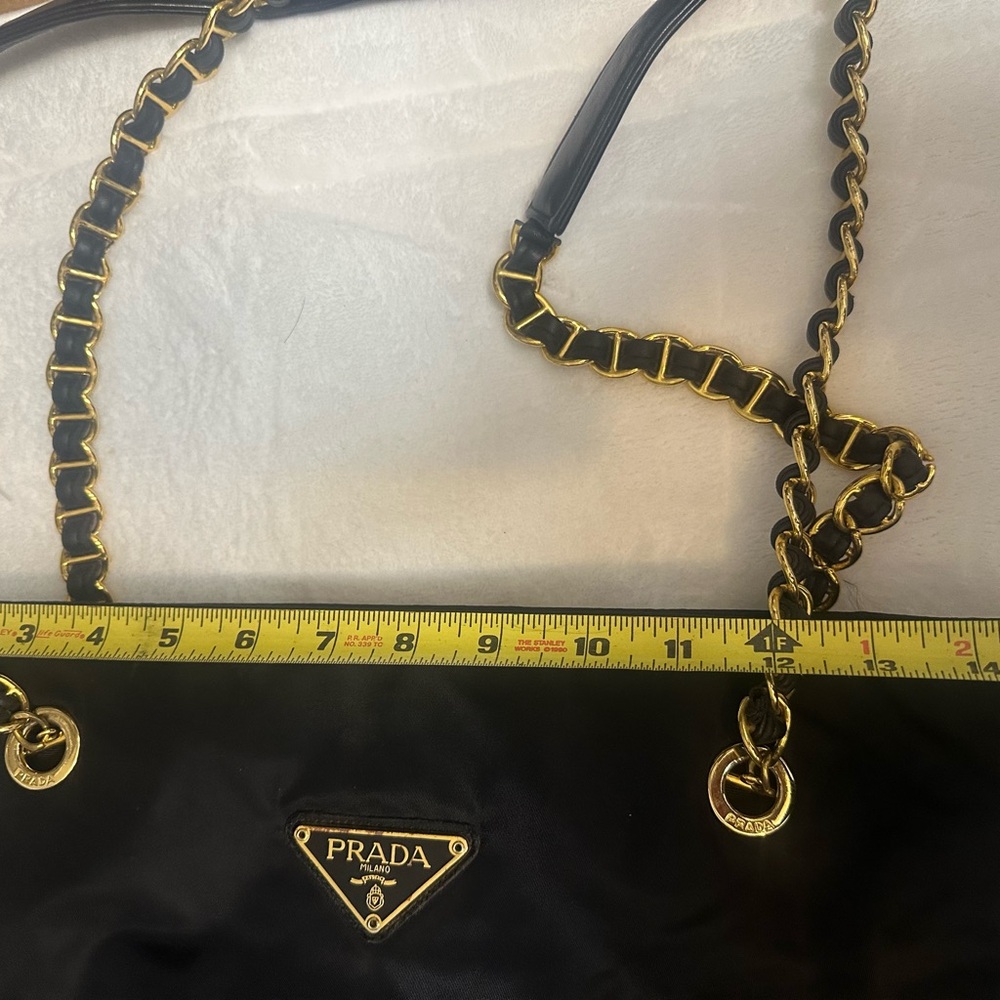 Black and Gold Structured Shoulder Bag with Chain Straps - Picture 7 of 12